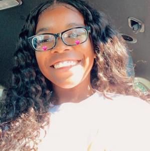 Meet your Posher, Ada